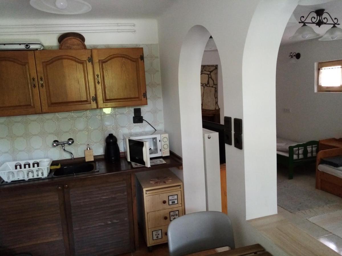 Vila Vagabund Vendeghaz Etyek Exteriér fotografie
